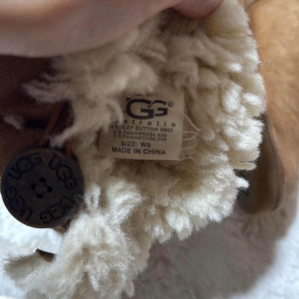Ugg Bailey Button II Women Chestnut Size 8 - Picture 12 of 13